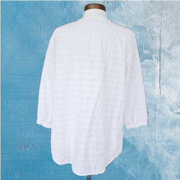 J. McLaughlin White Collarless Button Down Top Size XL Textured Stripe - Picture 8 of 9